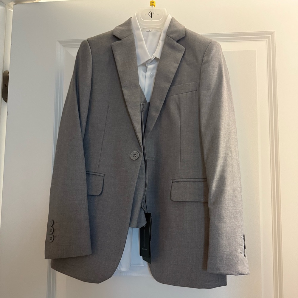 Kids Gray Blazer Matching Set - Classic Formal Outfit